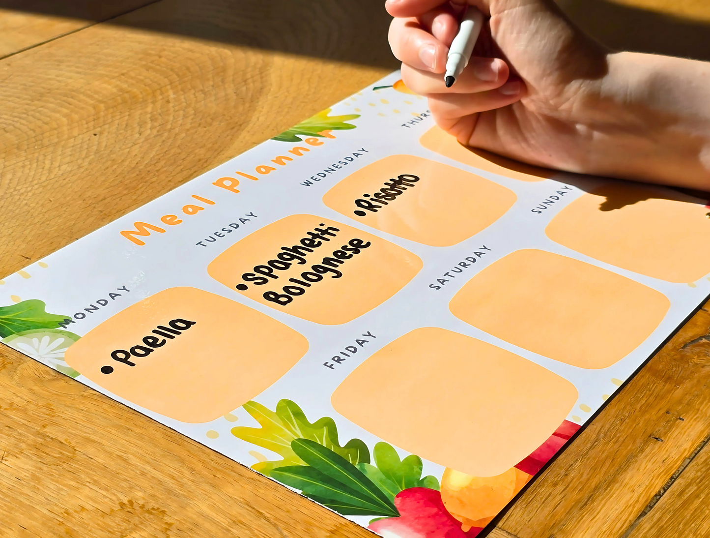 Magnetic Meal Planner for your Fridge (A4 - 21 x 29.7 cm) - Fridge Magnet Planner - Reusable Dry Wipe Meal Planner - Includes FREE Magnetic Pen!